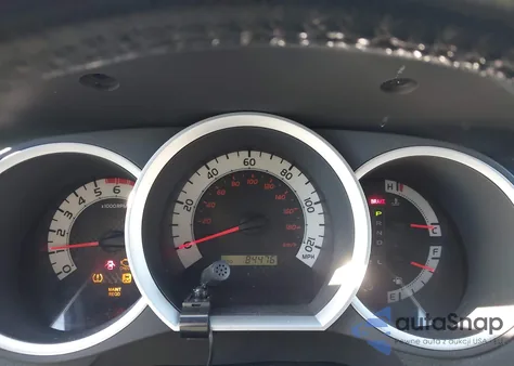 2011 Toyota Tacoma Prerunner V6 z USA, uszkodzony, nr VIN 3TMJU4GN0BM125517